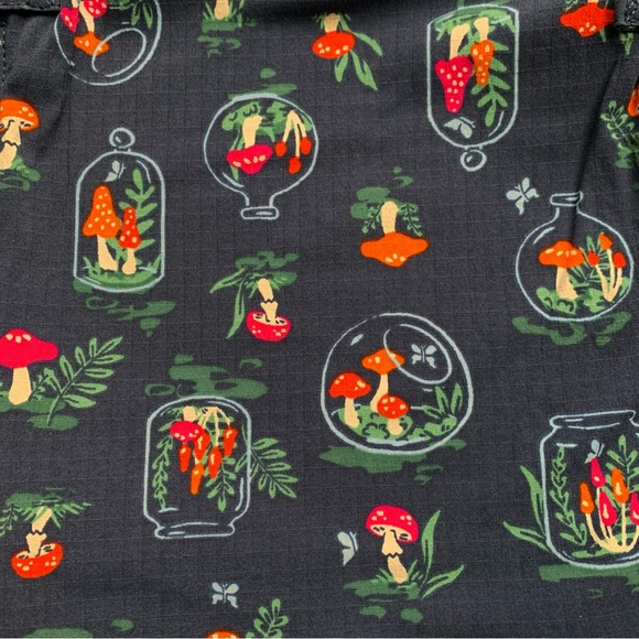 NWT Duluth Medium x31L Heirloom Gardening Lined Overalls Mushroom Terrarium Bibs - Picture 8 of 11